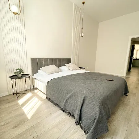 Apartment по вул менцинського 6 Lviv