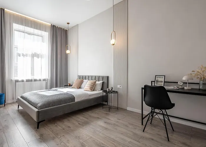 по вул менцинського 6 *