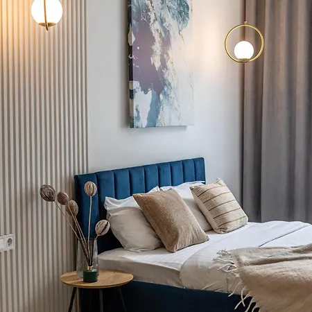 公寓 по вул менцинського 6 利沃夫